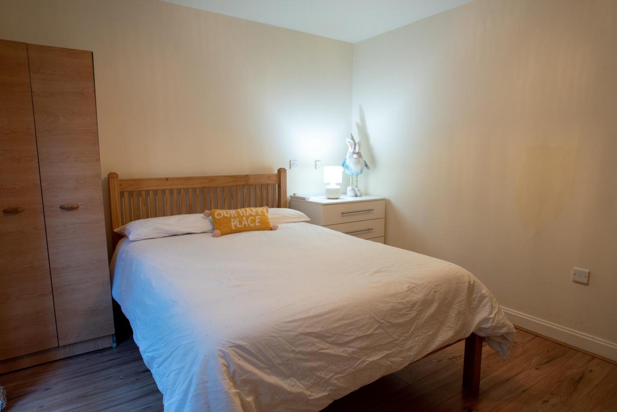 ברמינגהאם Spacious 1 Bed Apartment With Workspace, Coffee & Free Secure Parking מראה חיצוני תמונה